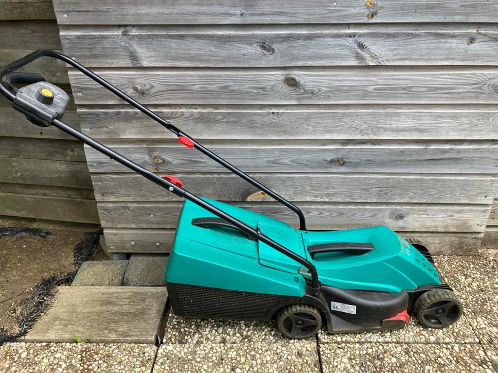 Bosch elektrische grasmaaier, weinig gebruikt, Ophalen, Zo goed als nieuw, Elektrische grasmaaier