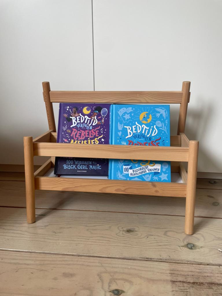 Ikea boekenrekje FLISAT, Ophalen, Zo goed als nieuw, Stoel(en)