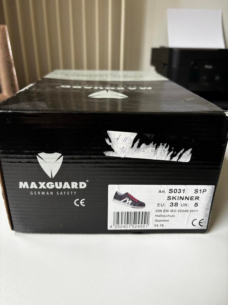 Maxguard veiligheidsschoenen dames maat 38, Doe-het-zelf en Verbouw, Veiligheidskleding, Nieuw, Ophalen of Verzenden
