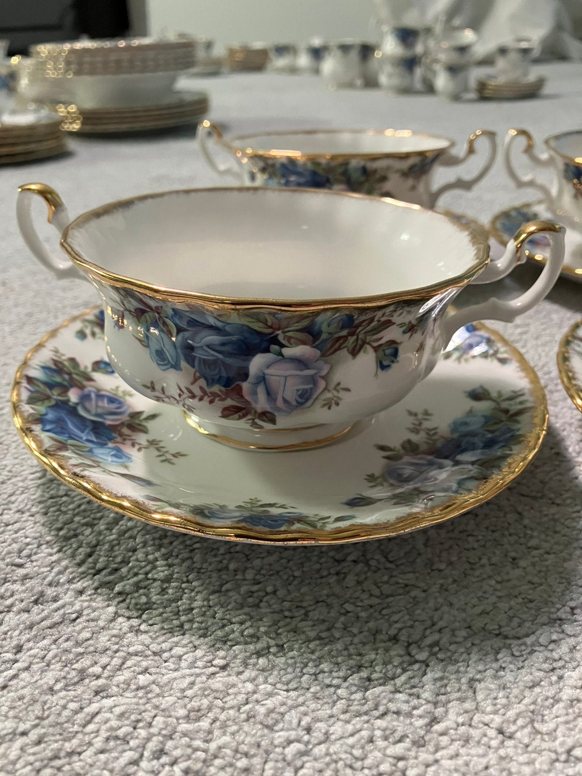 Royal Albert Moonlight Rose soepkom en schotel, Ophalen