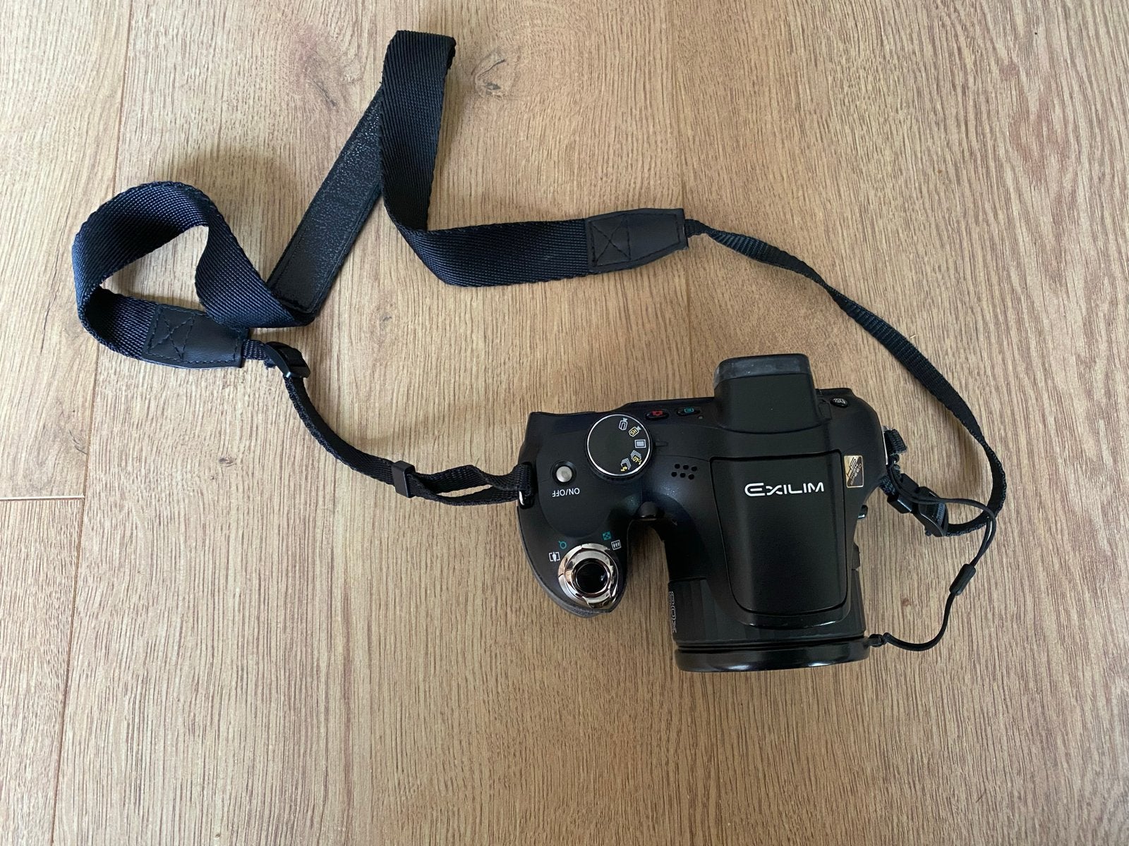 Casio Exilim fotocamera met tasje, Casio, Gebruikt, Ophalen of Verzenden, Compactcamera