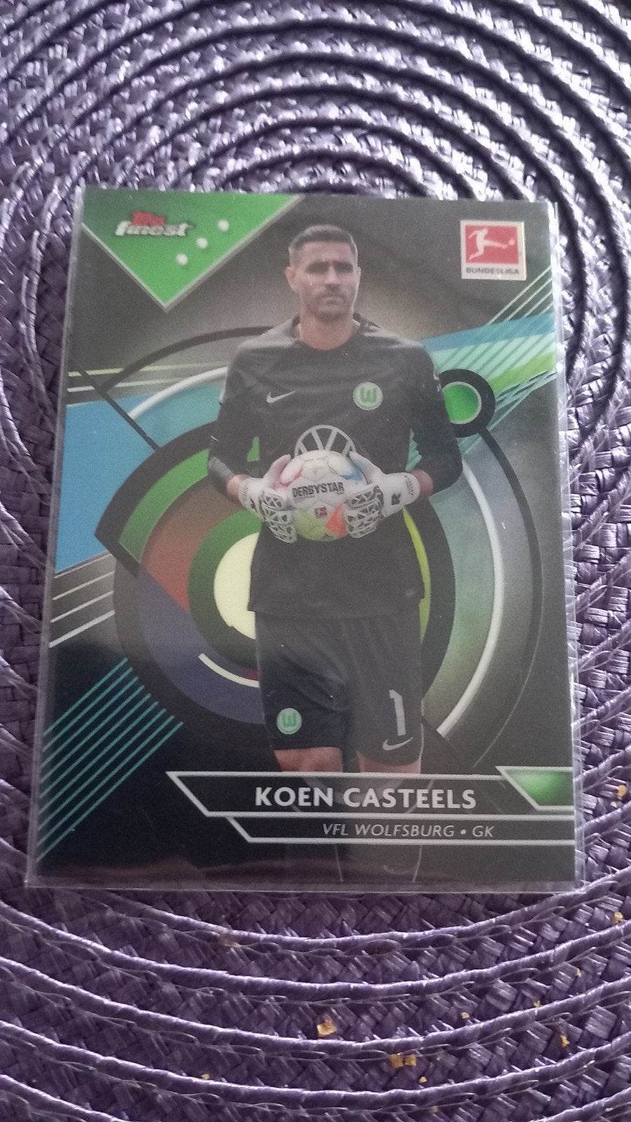 Koen Casteels VFL Wolfsburg Topps Finest 039/199, Verzamelen, Ophalen of Verzenden, Zo goed als nieuw, Buitenlandse clubs, Spelerskaart