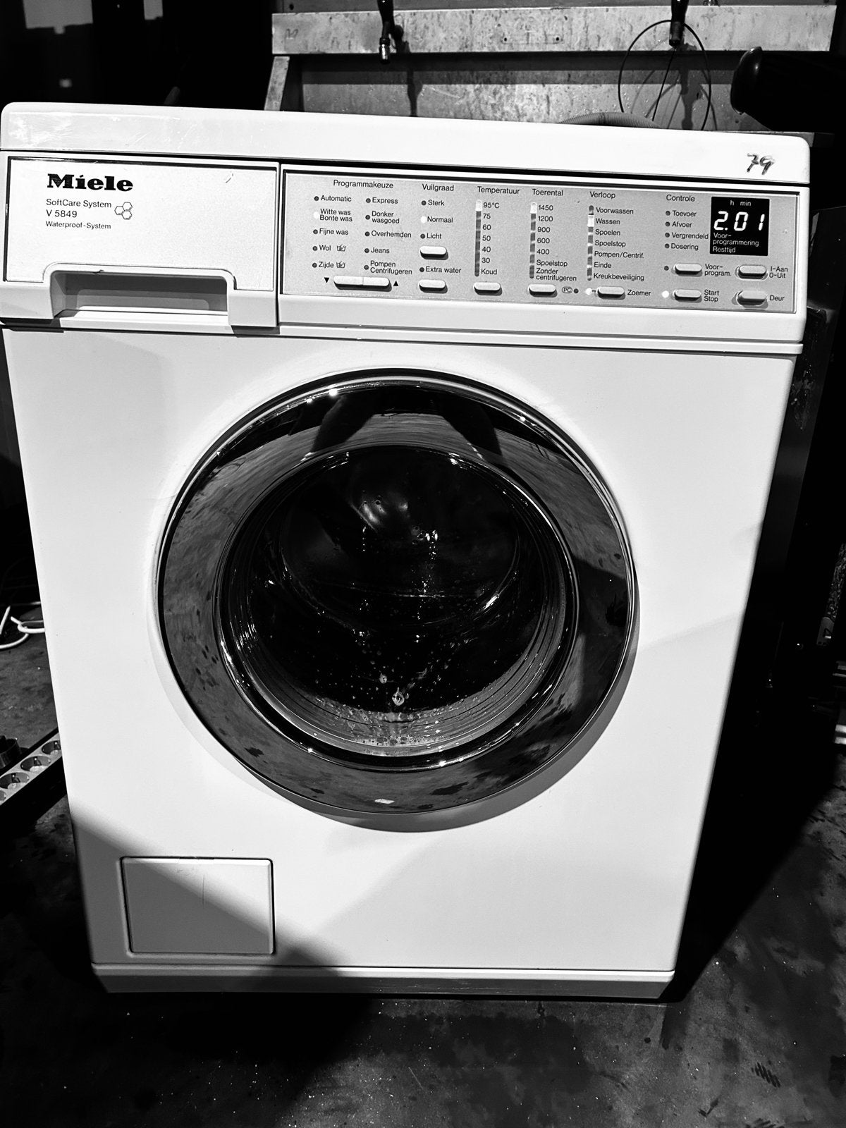 Miele SoftCare System V 5849 - Refurbished - garantie  kan, Ophalen, Q, Q, Refurbished
