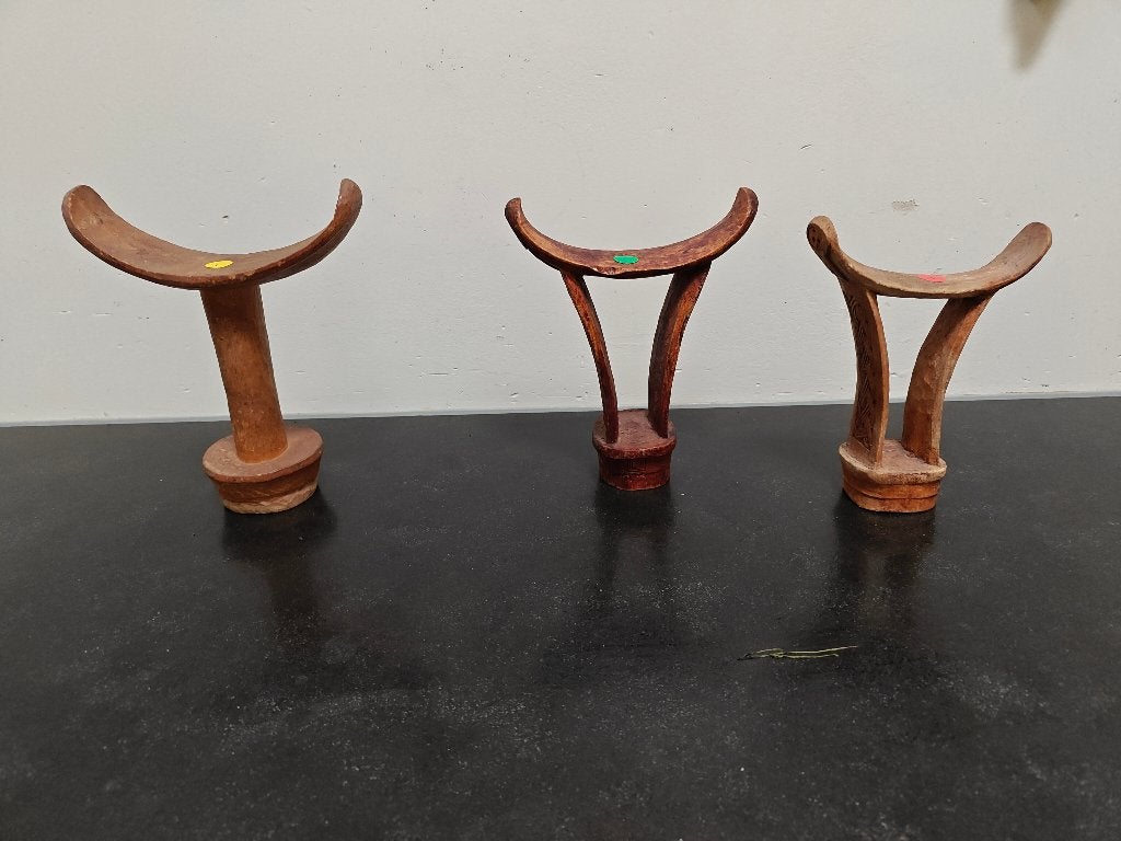 3 (oost) afrikaanse hoofdsteunen, Hout, 16 cm, Afrika, Overige typen