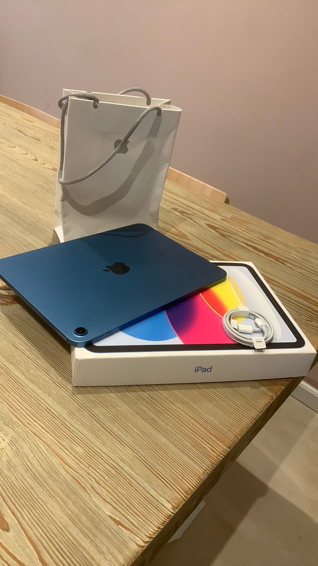 Ipad (10th Generation) WI-FI, Computers en Software, 10 inch, Zo goed als nieuw, 64 GB, Wi-Fi