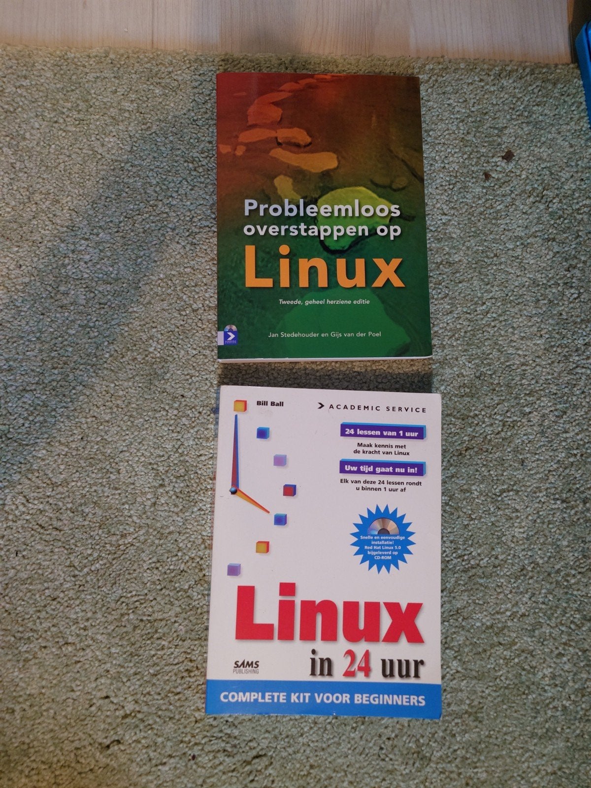 2 Boeken: Probleemloos overstappen op Linux & Linux in, Ophalen of Verzenden, Gelezen, Besturingssystemen, Jan Stedehouder, Gijs van der Poel, Bill Ball