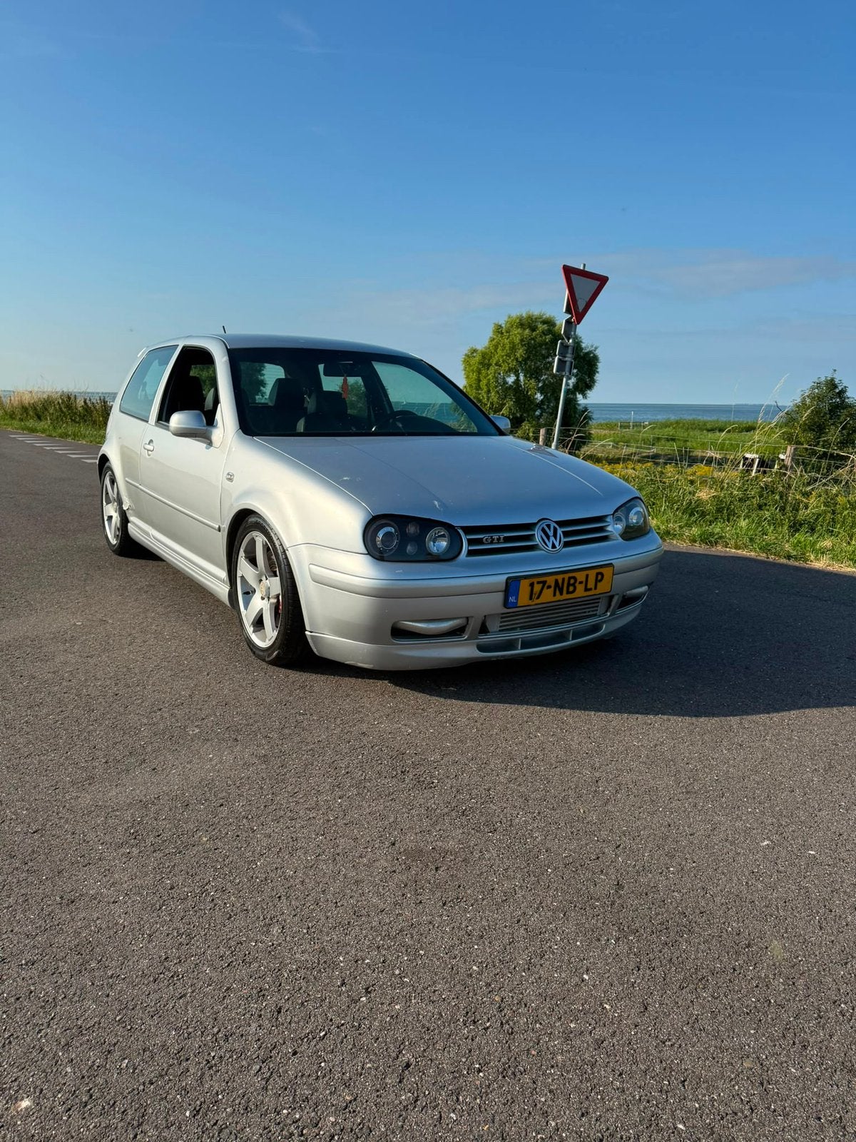 Volkswagen Golf 1.8 gti 25 jahre edition, Voorwielaandrijving, 1254 kg, Zwart, 4 cilinders