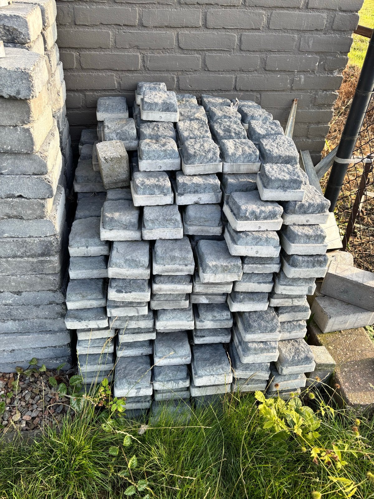 Betonnen kinderkopjes 11x11cm, 5m², Ophalen, Gebruikt, Klinkers, 5 tot 10 m²