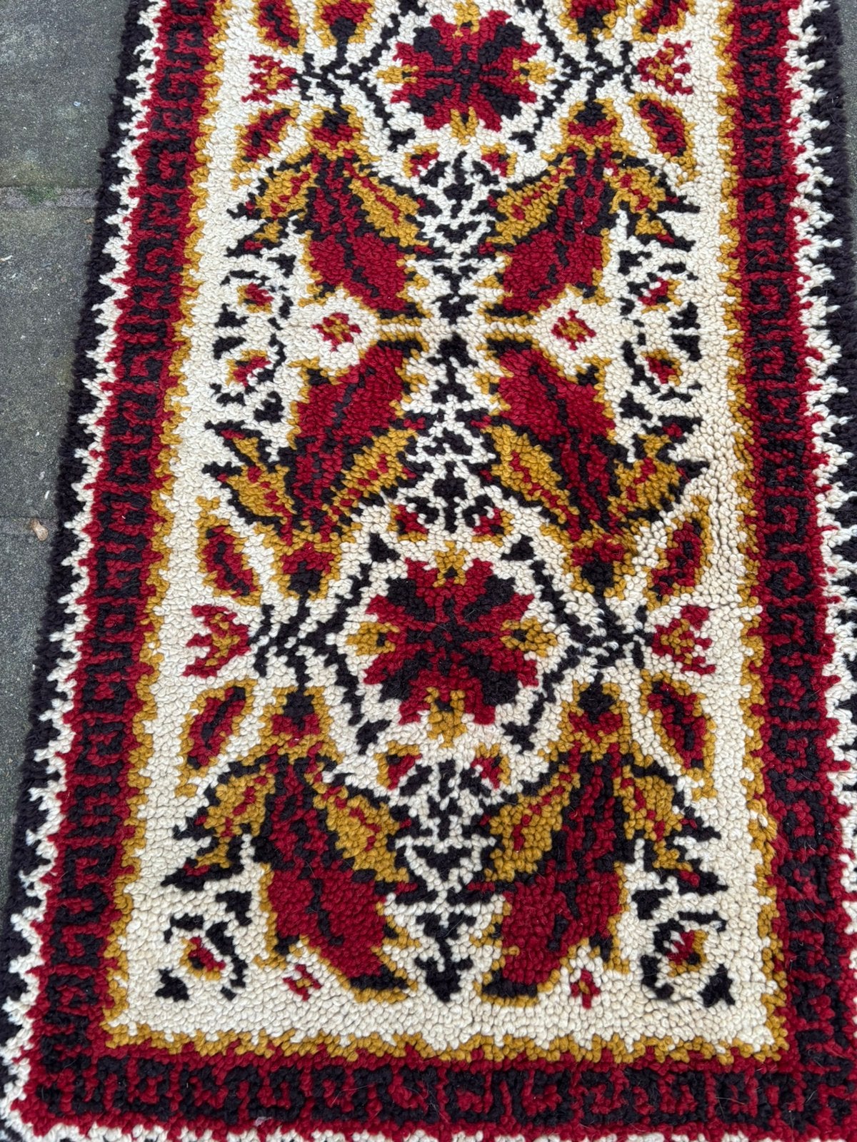 Vloerkleed te koop  160 x80 cm nu voor 30 euro, Ophalen, 50 tot 100 cm, Zo goed als nieuw, 150 tot 200 cm