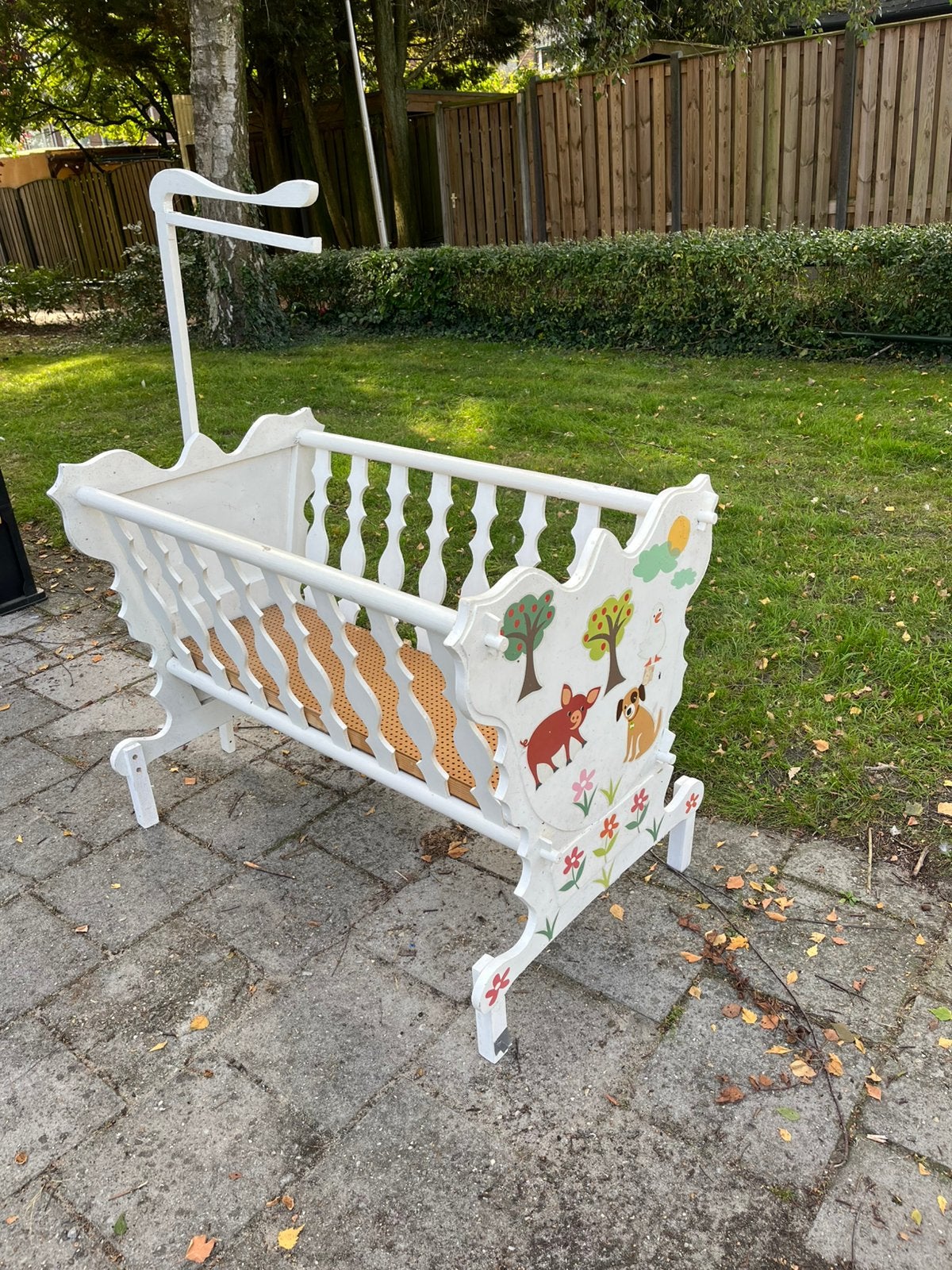 Baby ledikant, Ophalen