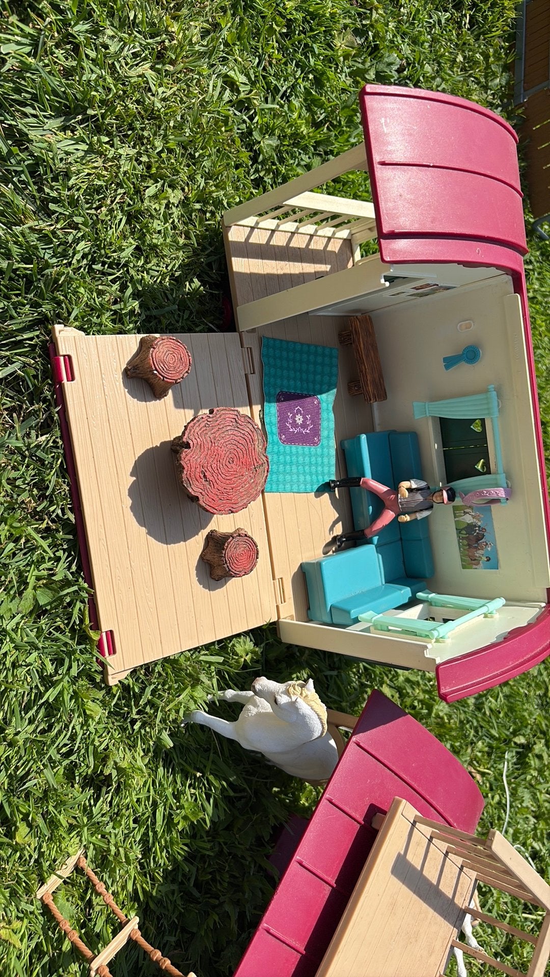 Klein huisje oude serie van schleich, Kinderen en Baby's, Speelgoed | Poppenhuizen, Ophalen, Zo goed als nieuw, Poppenhuis