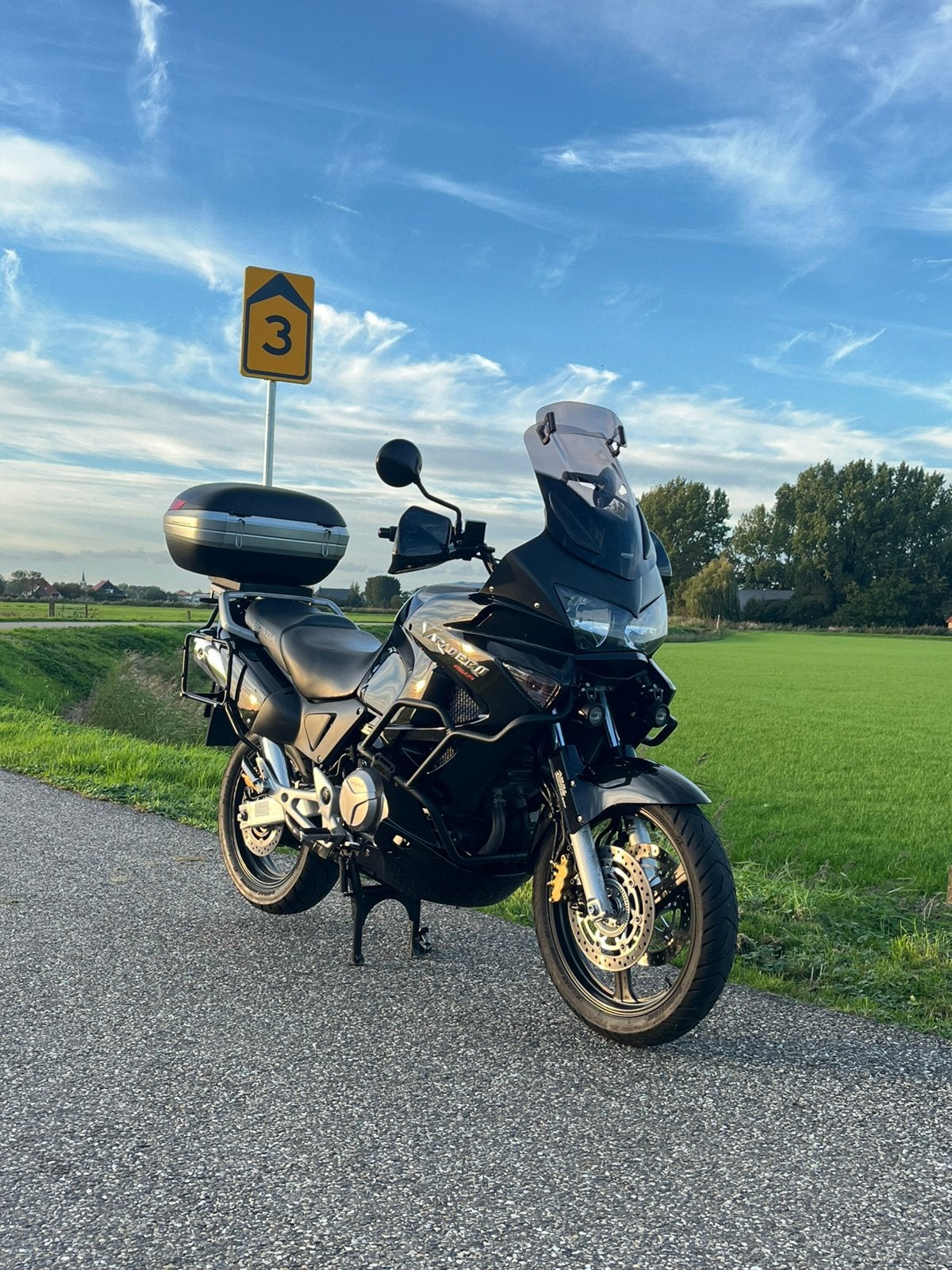 Honda Varadero XL1000VA ABS 37300KM, Motoren, 2 cilinders, Motorrijbewijs A, Gebruikt, Particulier