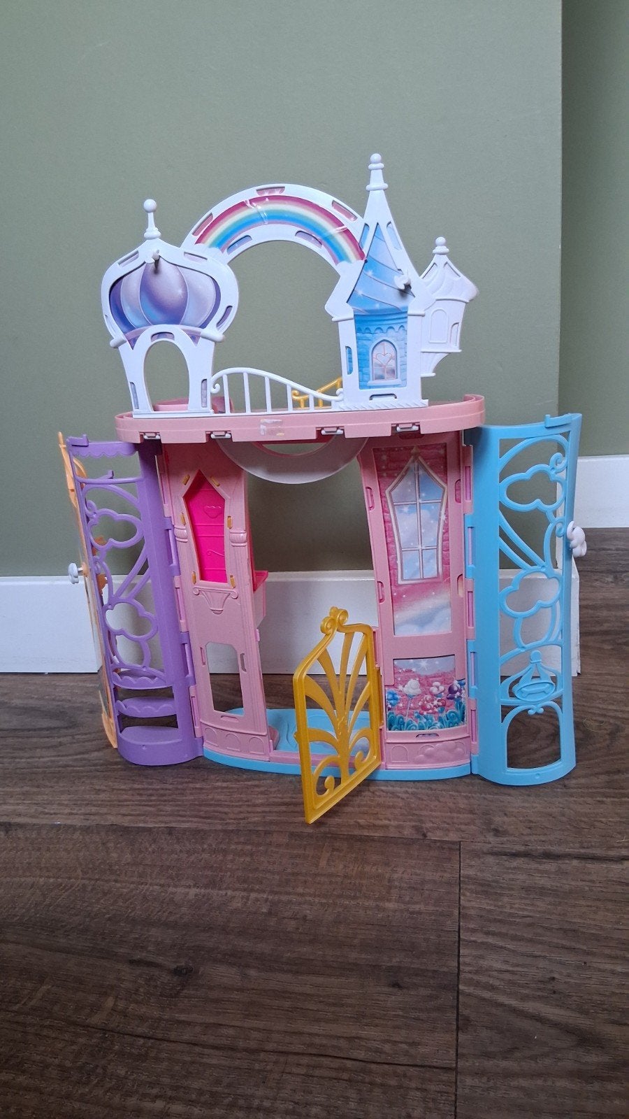 Barbie kasteel, Ophalen