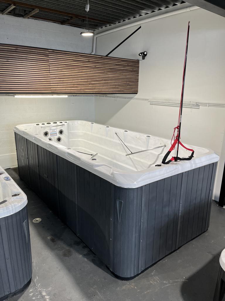 Showmodel Zwemspa Fitness 2 Deep, Tuin en Terras, Zwembad-toebehoren, Zo goed als nieuw, Overige typen, Ophalen of Verzenden
