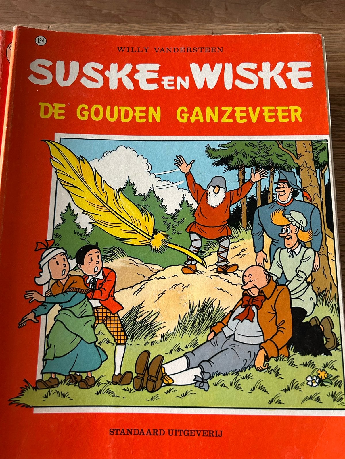Suske en Wiske - De Gouden Ganzeveer (nr. 194) en 1e druk, Eén stripboek, Ophalen of Verzenden, Gelezen