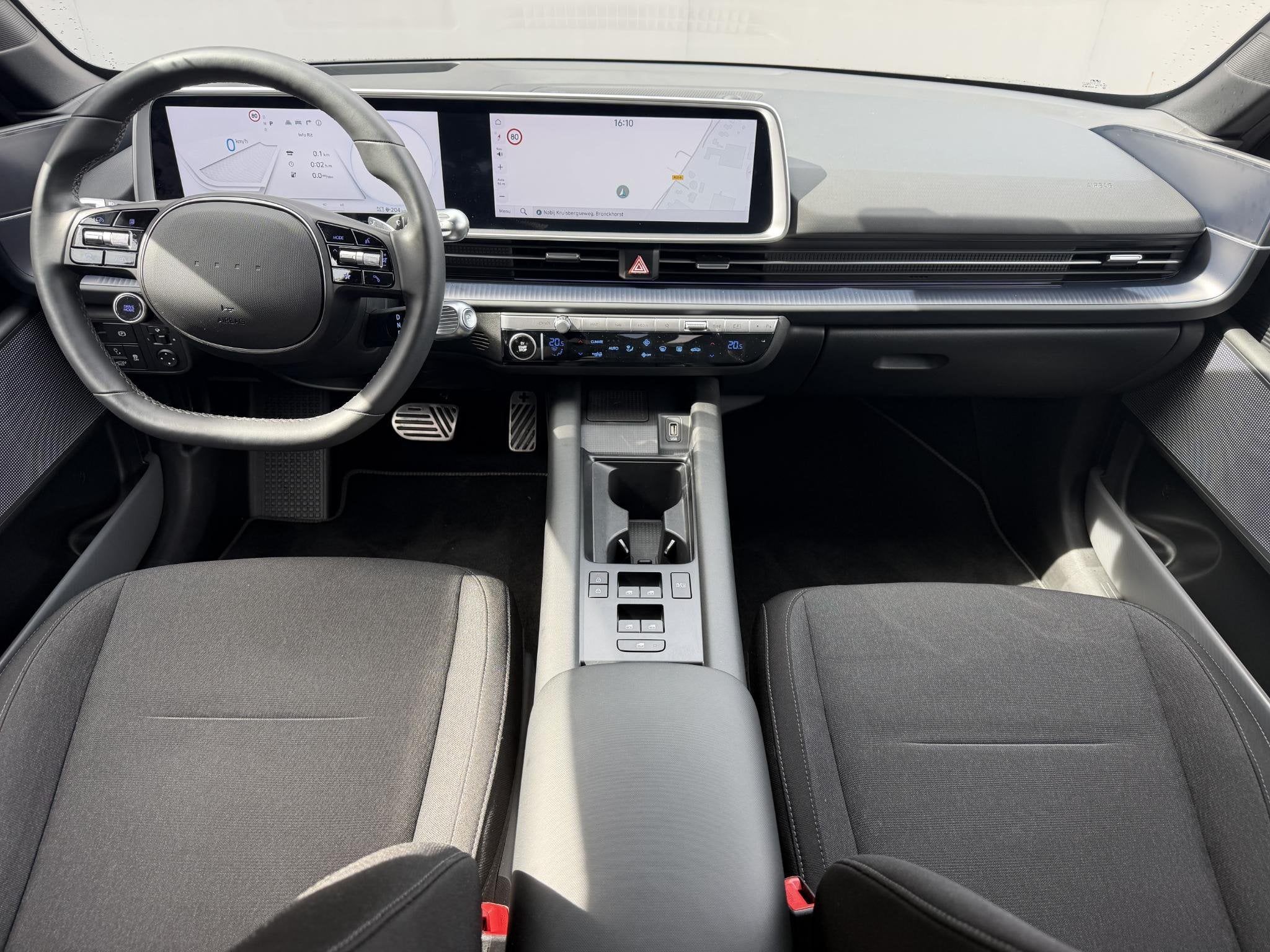 Hyundai IONIQ 6 Connect 77.4 kWh / SOH 100% / Fabrieksgarant, Auto's, Hyundai, Automaat, 228 pk, Gebruikt, 1885 kg