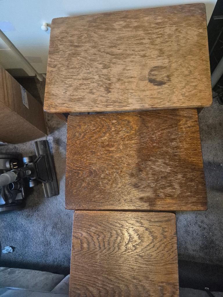 Houten tafeltjes, Huis en Inrichting, Tafels | Bijzettafels, Minder dan 55 cm, Gebruikt, Vierkant, Hout