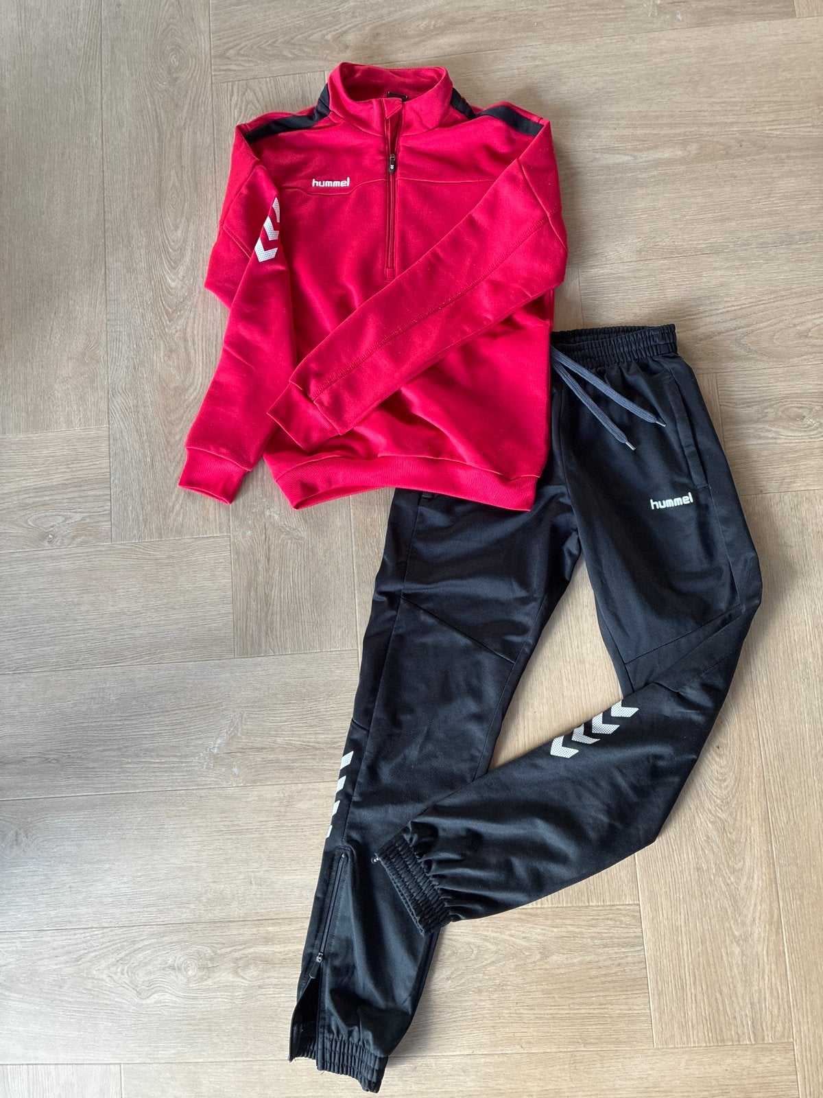 Hummel trainingspak maat 152, Ophalen of Verzenden, Gebruikt, Jongen of Meisje