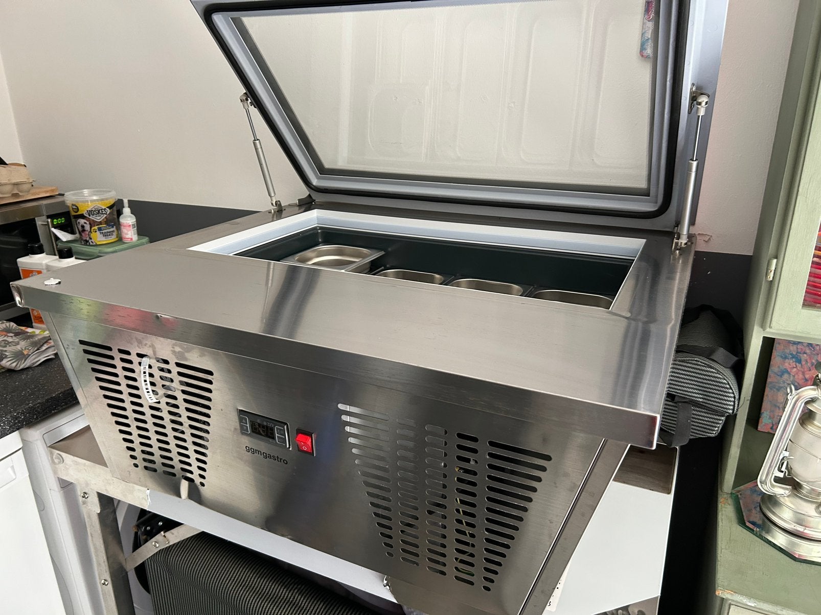GGM Gastro professionele tafel-ijsvitrine zo goed als nieuw, Ophalen, Zo goed als nieuw