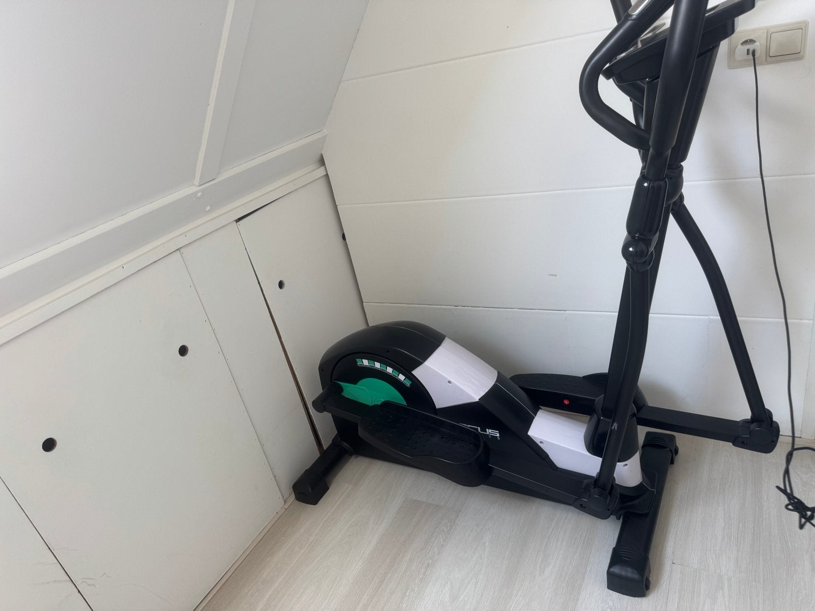 Focus Fitness Crosstrainer - Zo goed als nieuw, Ophalen, Armen, Zo goed als nieuw, Crosstrainer
