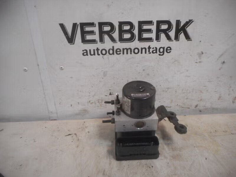 ABS POMP Volkswagen Golf IV Variant (1J5) (1jo614117e), Gebruikt, Volkswagen, Ophalen of Verzenden, Sodener Straße 9 65824 Schwalbach, DE