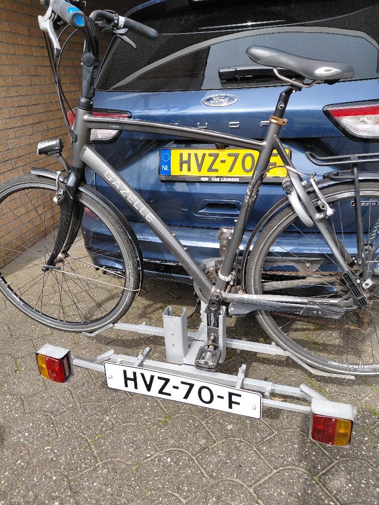 fietsendrager, Ophalen, 2 fietsen, Gebruikt, Trekhaakdrager