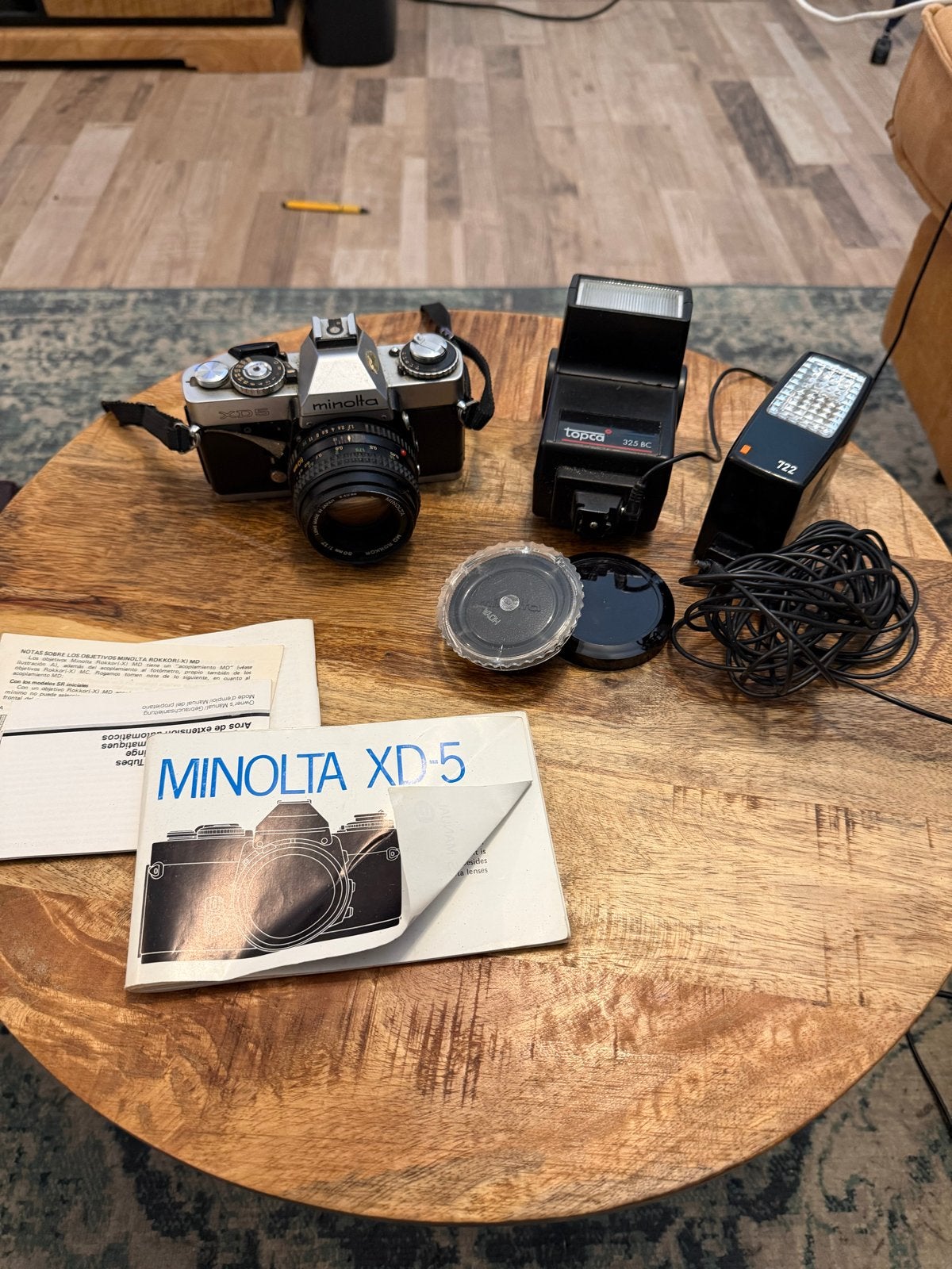 Minolta XD-5 Spiegelreflexcamera met flitsers en handleiding, Ophalen of Verzenden, Gebruikt, Spiegelreflex, Minolta