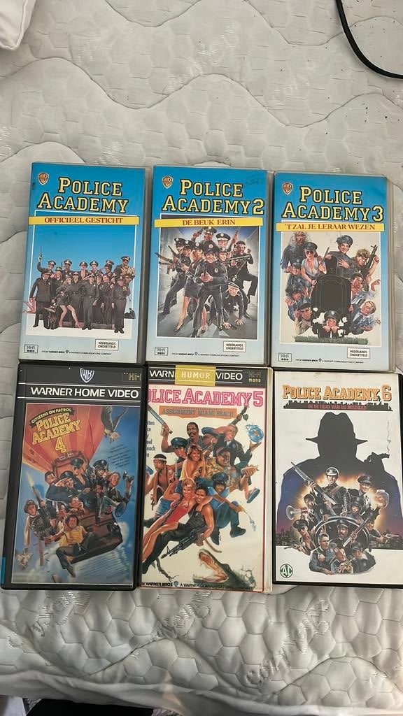 Police Academy 1 t/m 6 VHS Set – Complete serie, Alle leeftijden, Ophalen of Verzenden, Zo goed als nieuw, Komedie