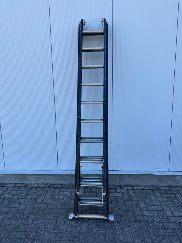 Ladder, Ophalen, Gebruikt, Ladder, Opvouwbaar of Inschuifbaar