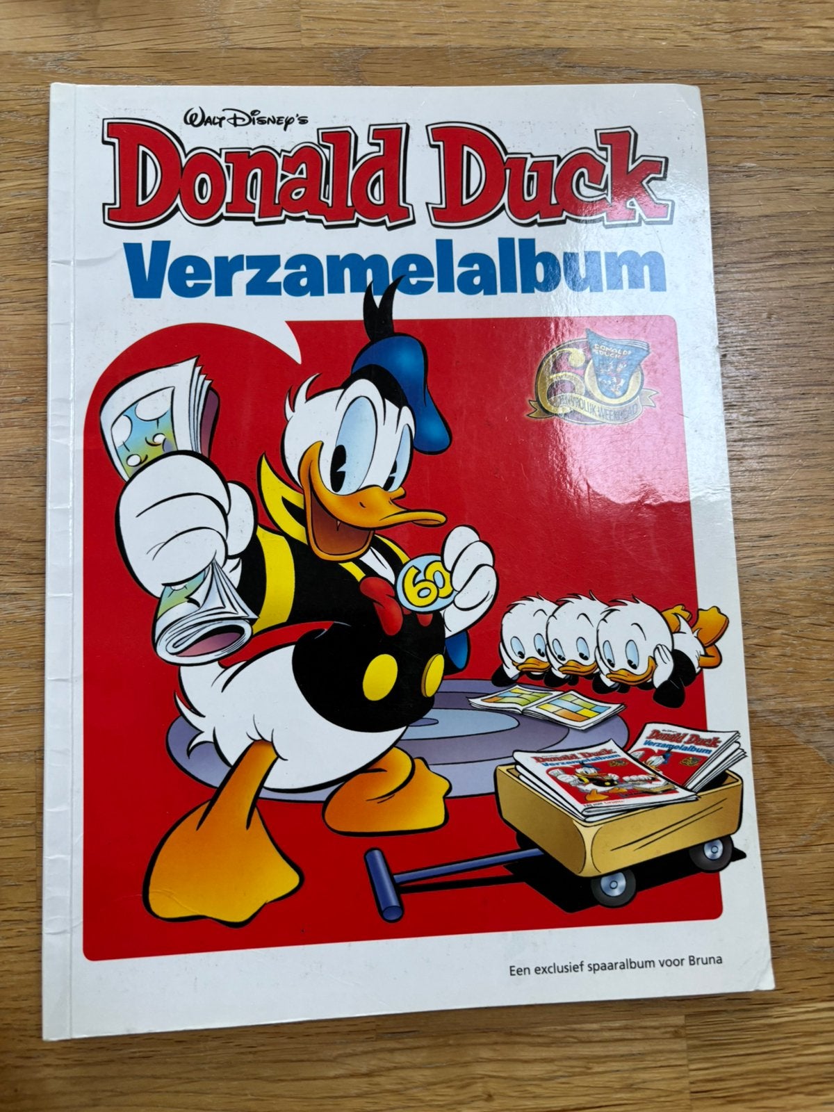 Donald Duck verzamelalbum Bruna, Eén comic, Europa, Ophalen of Verzenden, Zo goed als nieuw