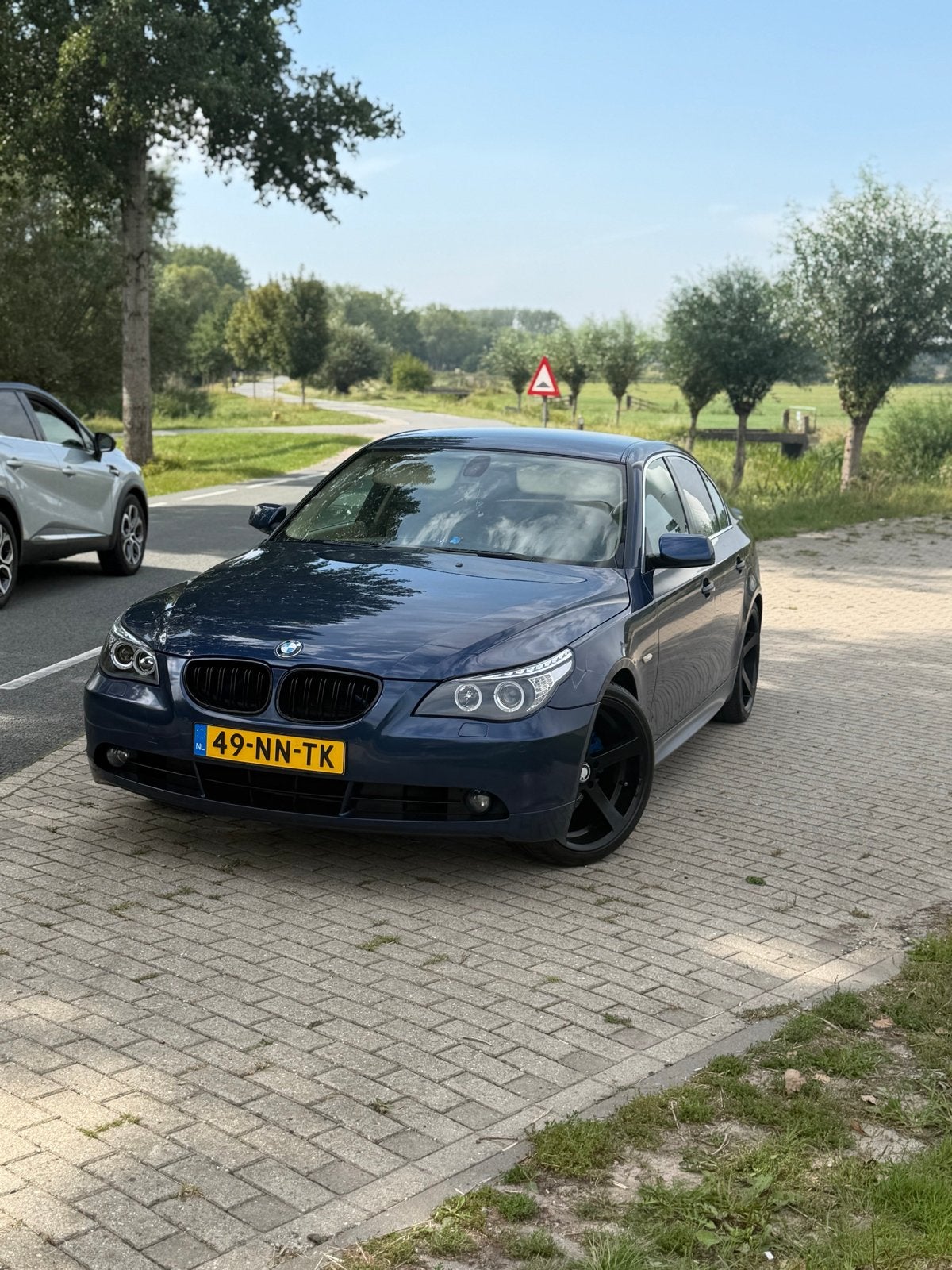 BMW 5-Serie 2.5 I 525 AUT 2004 Blauw angel eyes, Automaat, Achterwielaandrijving, 2000 kg, Blauw