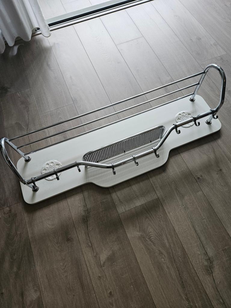 Vintage chroom wandkapstok 9 haken hoeden en handschoenplank, Ophalen, Metaal, Wandkapstok, Minder dan 100 cm