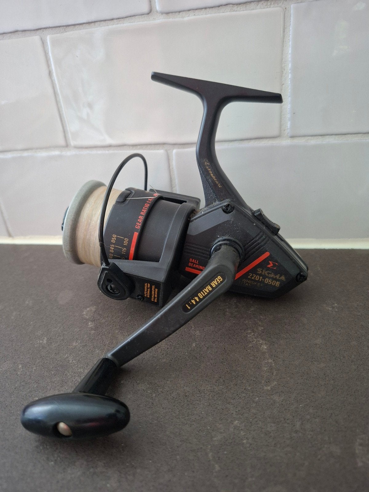 shakespeare sigma 050, Watersport en Boten, Hengelsport | Algemeen, Ophalen of Verzenden, Zo goed als nieuw, Molen