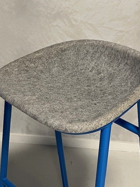 LJ3 PET Felt barkrukken 4x De Vorm design krukken prijs p/st, Gebruikt, Met voetsteun, ., 60 tot 90 cm