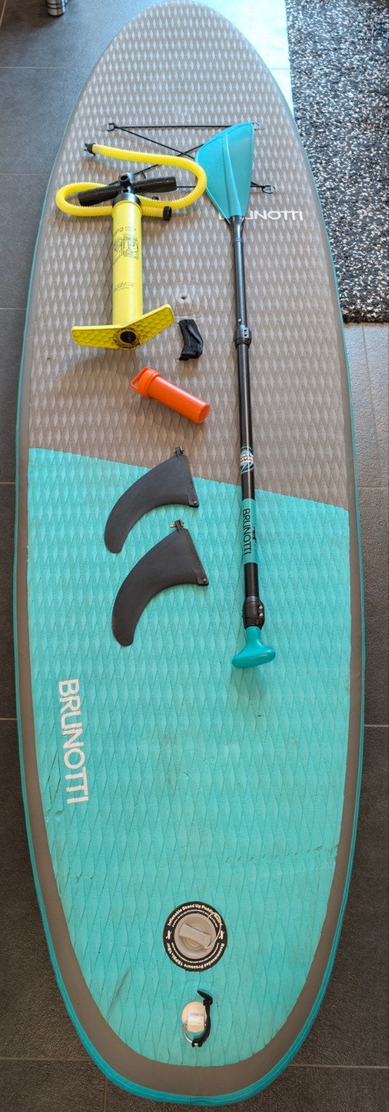 Brunotti BigBasterd SUP-board met peddel, pomp en vinnen, Watersport en Boten, Ophalen, Gebruikt, SUP-boards