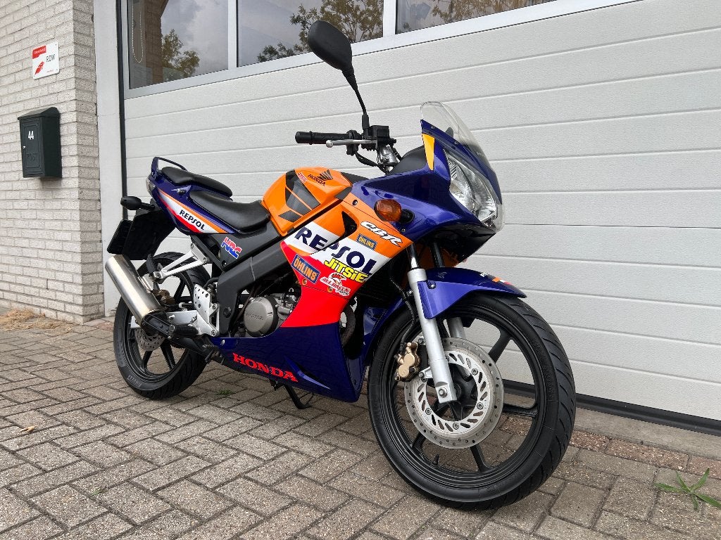 Nette Honda CBR 125 R Repsol! A1 rijbewijs! Sprortief, JC34, Occasion, Bedrijf, Sport, 125 cc