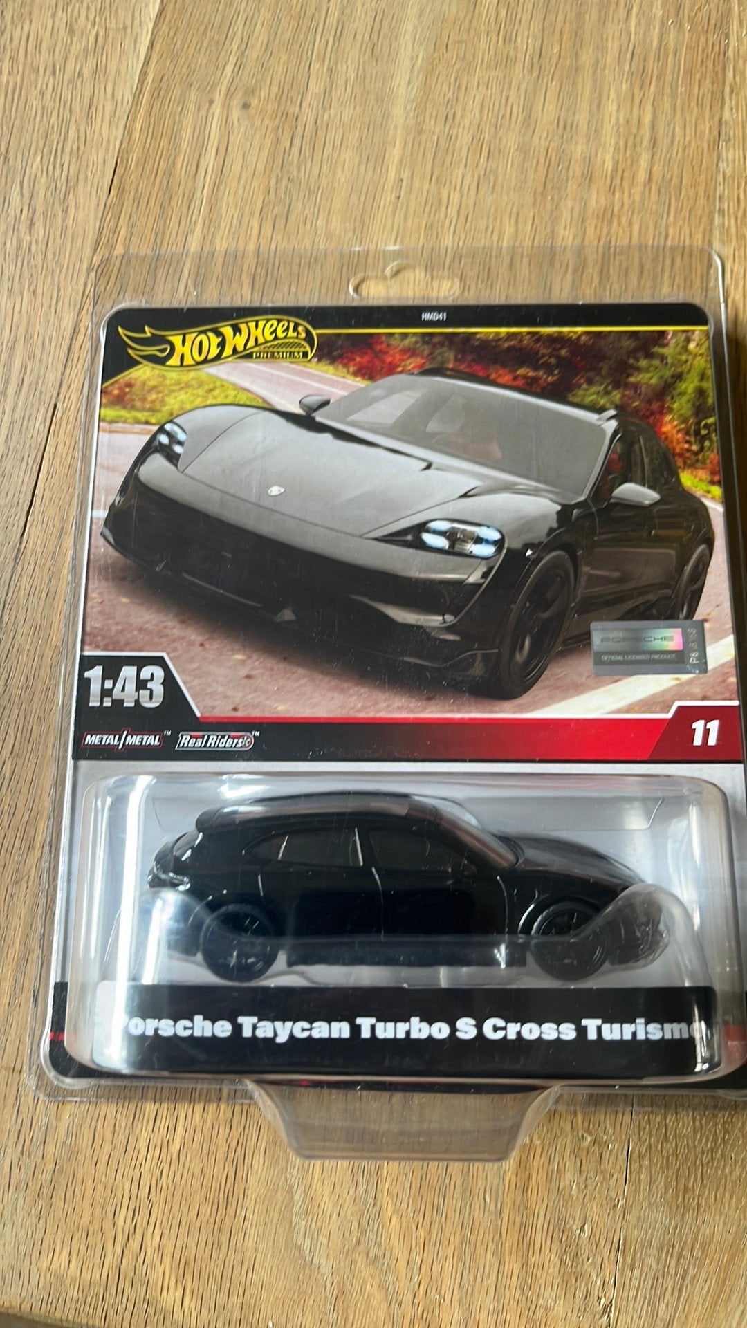 Hotwheels premium 1:43 Porsche Taycan turbo s Cross Turisme, Hobby en Vrije tijd, Ophalen of Verzenden, Zo goed als nieuw, Auto