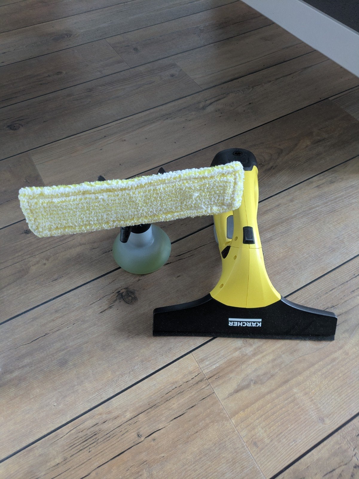 Kärcher inclusief bijbehorende schoonmaakmiddel, Ophalen of Verzenden