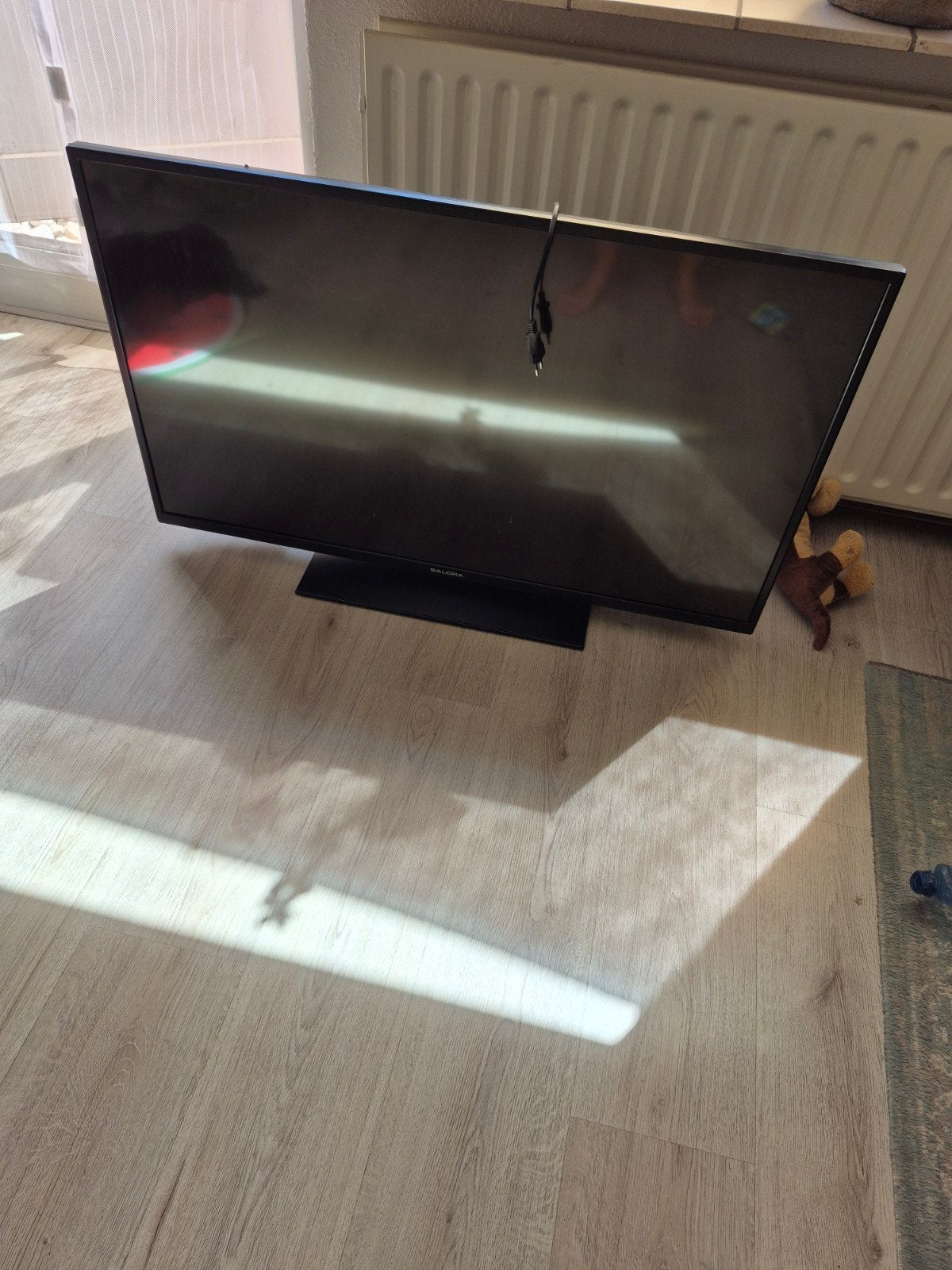 Salora TV 51 inch - Werkt, met kleine vlek, Audio, Tv en Foto, Televisies, Ophalen, Gebruikt, 50 Hz, Overige merken