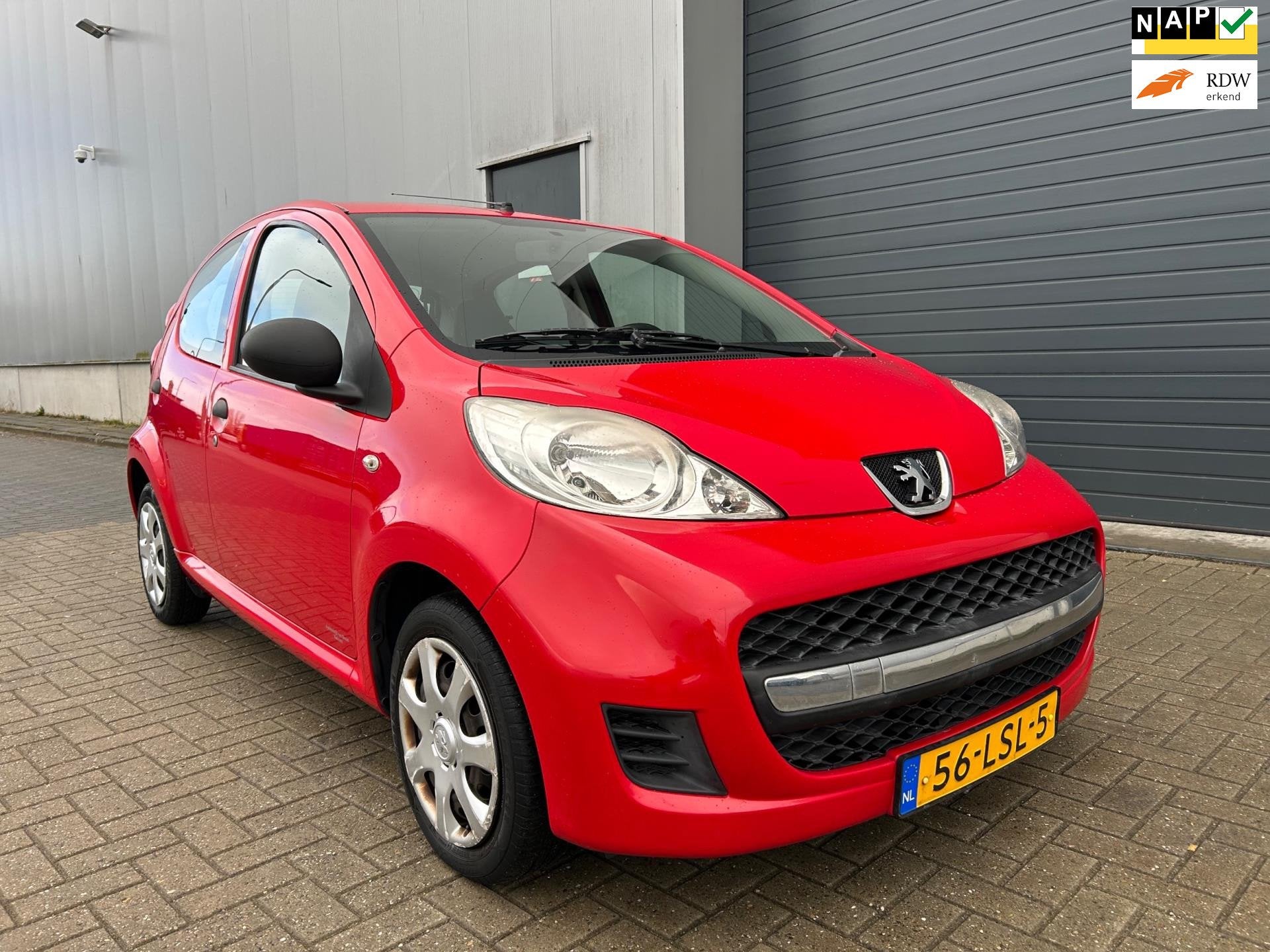 Peugeot 107 1.0i 12V XR STUURBEKR 5DRS NAP APK 2010, Voorwielaandrijving, Stof, Gebruikt, 4 stoelen