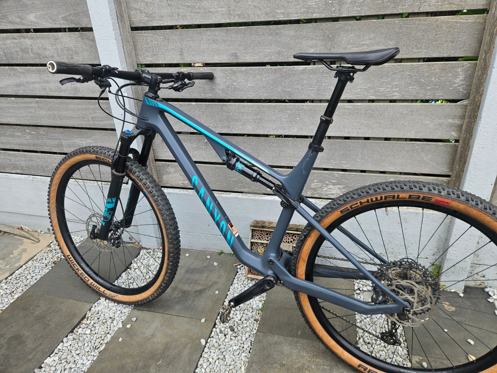 Canyon Lux Trail CF 7 mountainbike met originele factuur, Fietsen en Brommers, Fietsen | Mountainbikes en ATB, Fully, Zo goed als nieuw