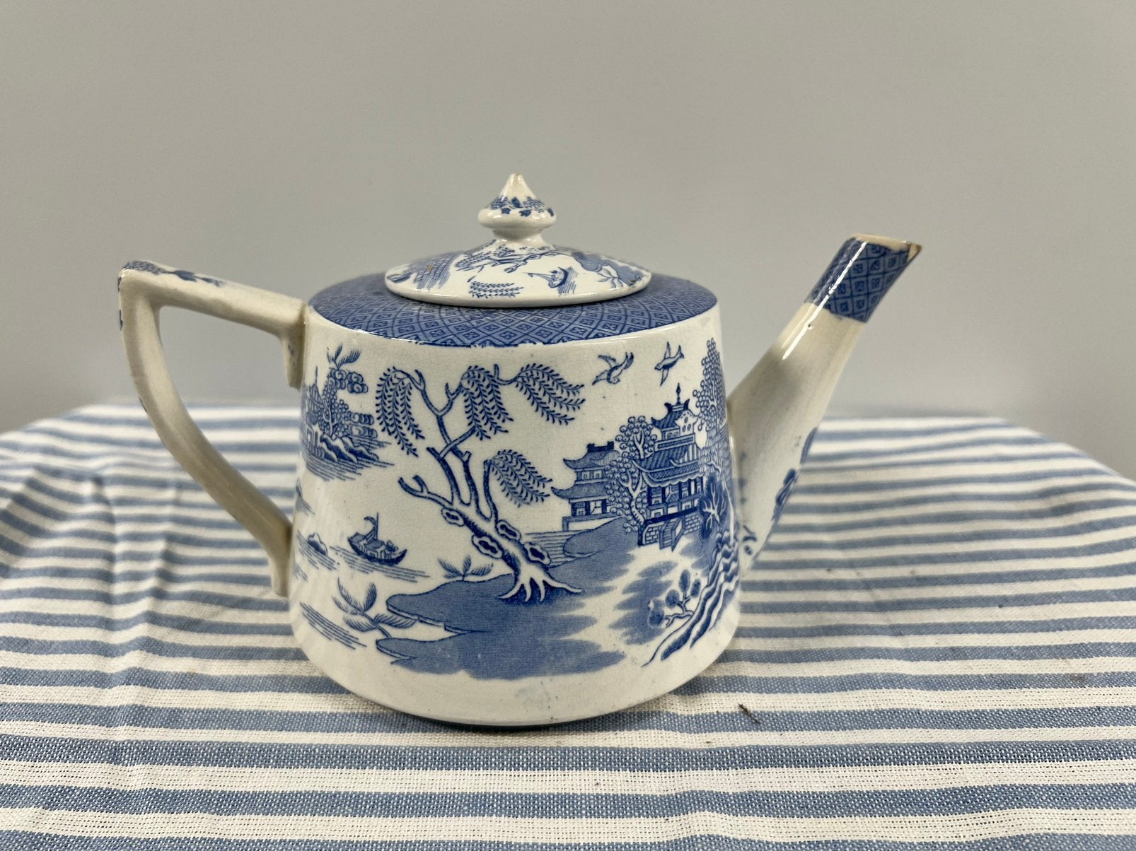 Engels Chinees theepotje Blue Willow CTM ford pottery blauw, Ophalen