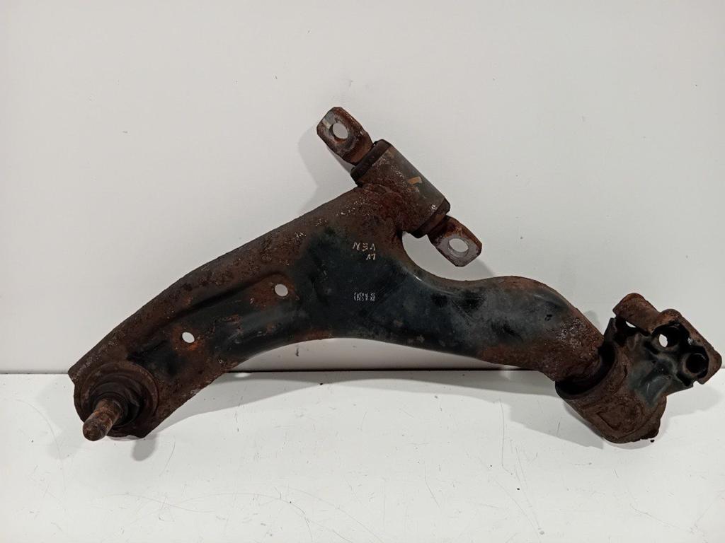 Draagarm links voor Chevrolet Spark, Onderdelen@venauto.nl, Van der Ven Autorecycling B.V., Gebruikt, Ettenseweg 76, 4706 PB Roosendaal, The Netherlands