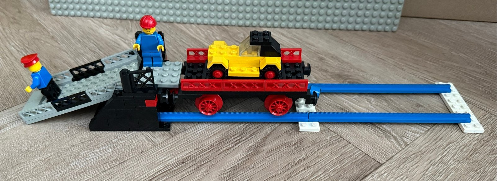 Lego 167 Laadperron en Autotransportwagon - Vintage Treinen, Ophalen of Verzenden, Gebruikt, Lego