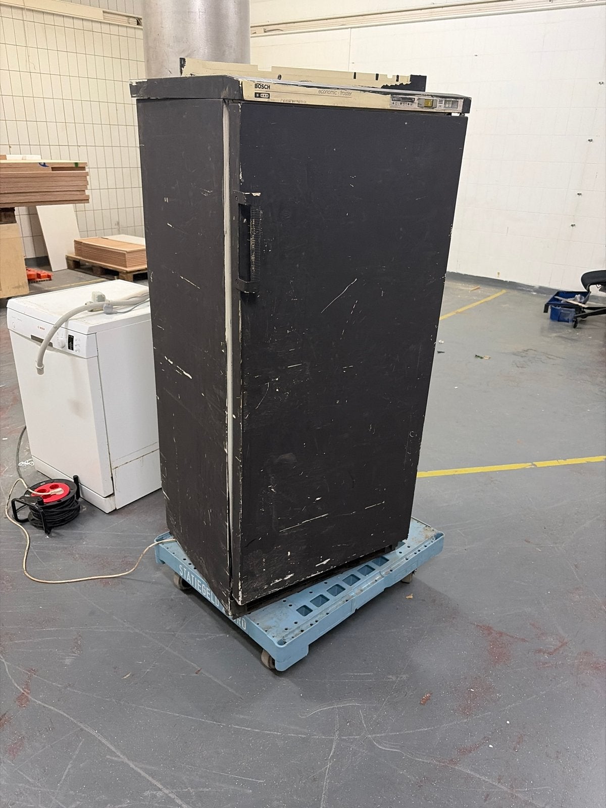 Bosch Economic-Froster Vriezer - Hoogte 146 cm, Witgoed en Apparatuur, Koelkasten en IJskasten, Ophalen, Gebruikt, 200 liter of meer