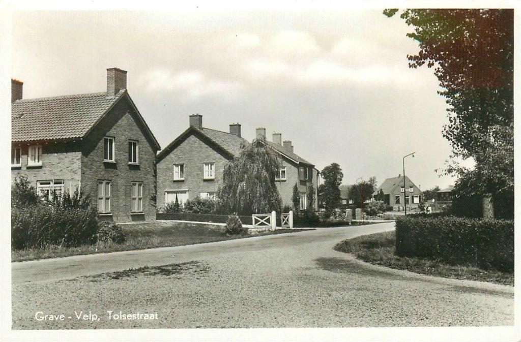 701-374-031 Grave  Velp Tolsestraat, Verzamelen, Verzenden, Voor 1920, Noord-Brabant