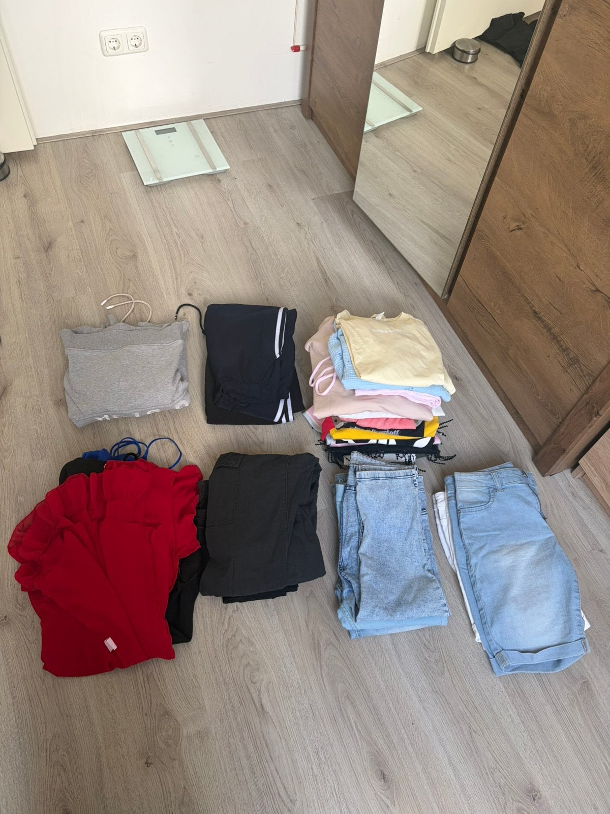 Veel kleding ophalen in waalwijk, Kleding | Dames, Ophalen, Gedragen, Maat 36 (S)