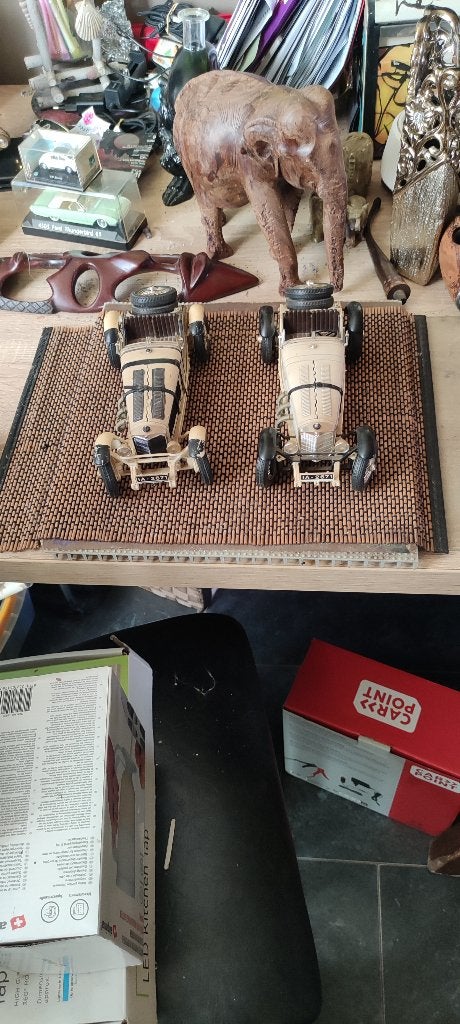 modelauto's – klassiekers, Ford Thunderbird, VW Beetle, Ophalen of Verzenden, Gebruikt, Auto