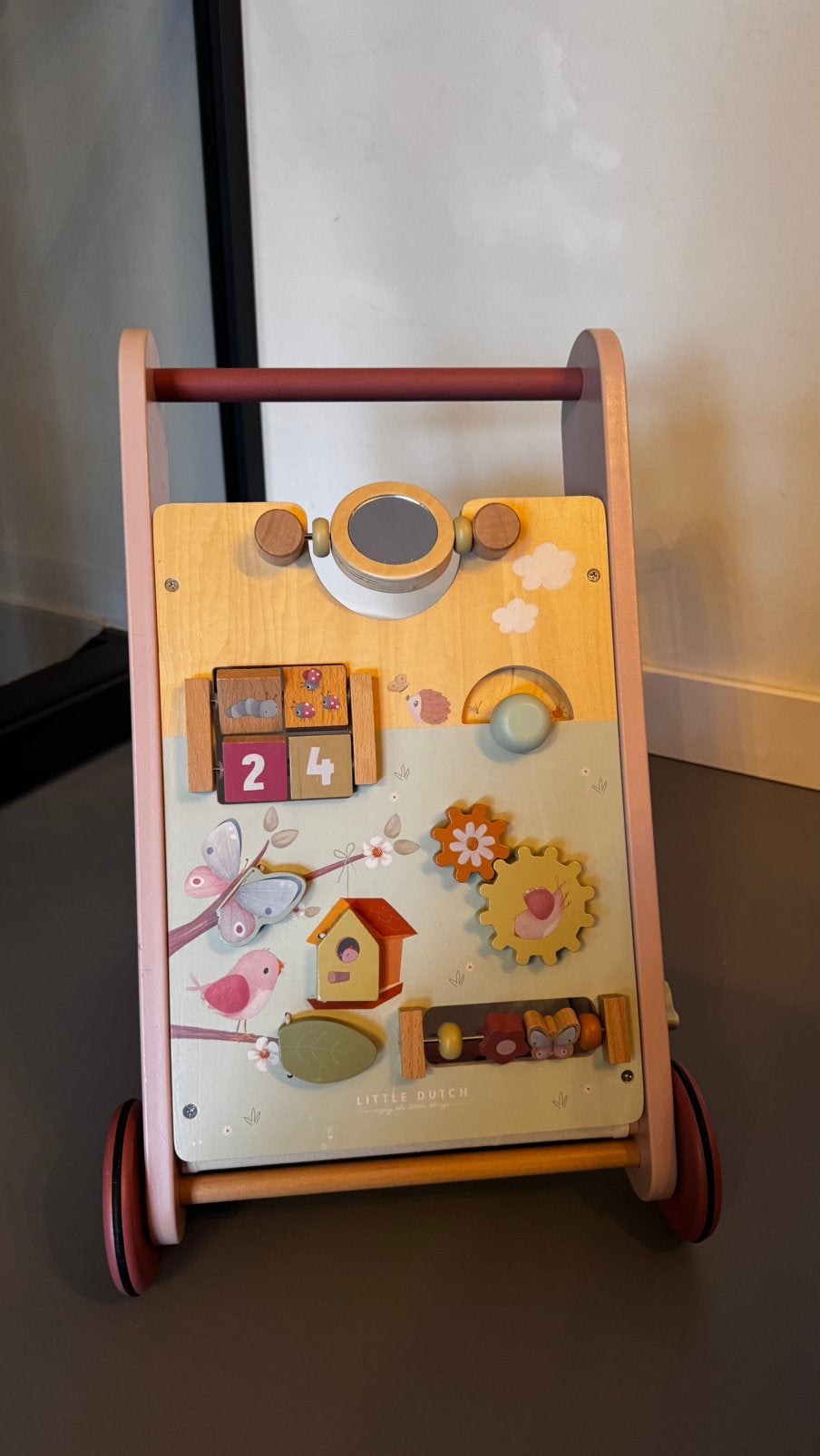 Little Dutch roze loopwagen, Ophalen, Zo goed als nieuw, Duw- of Trekspeelgoed
