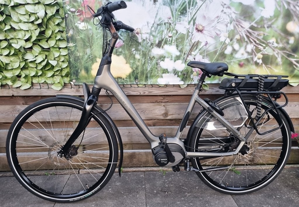 ebike sparta a-shine M8b 48 cm bosch plus bj 2023, Fietsen en Brommers, 2 zitjes, Sparta, Gebruikt, Versnellingen